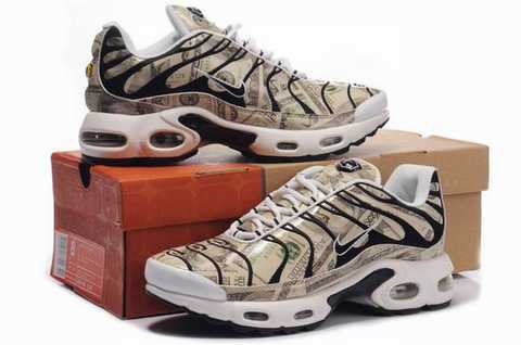 nike tn requin enfant beige