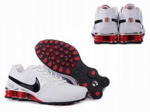 nike shox rivalry blanche et noir